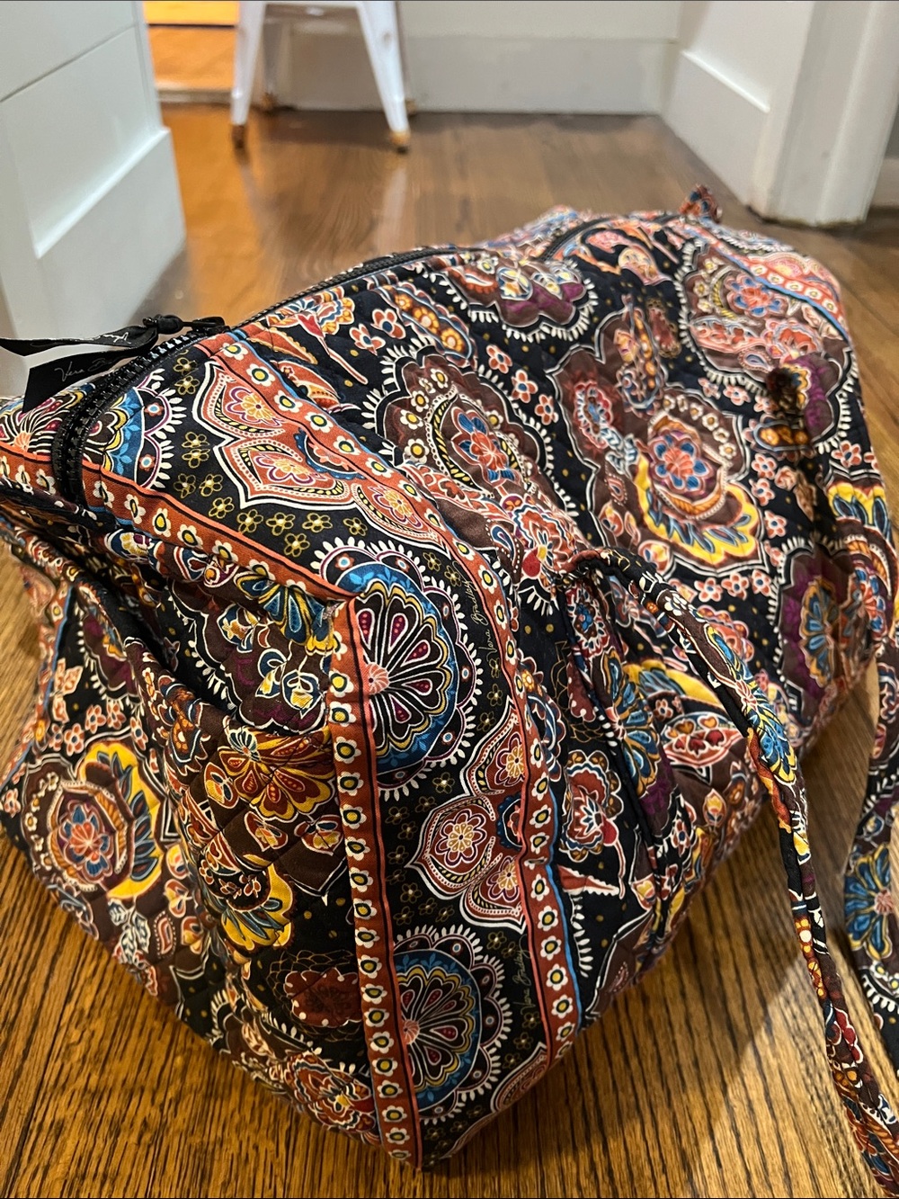 Vera Bradley Black Multi Paisley Quilted Large Duffel “Kensington” pattern